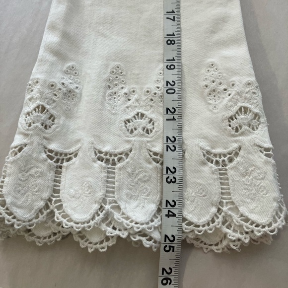 Anthropologie Pilcro The High Rise Flare Jeans Sz 24 White Lace Hem Casual - Picture 8 of 9